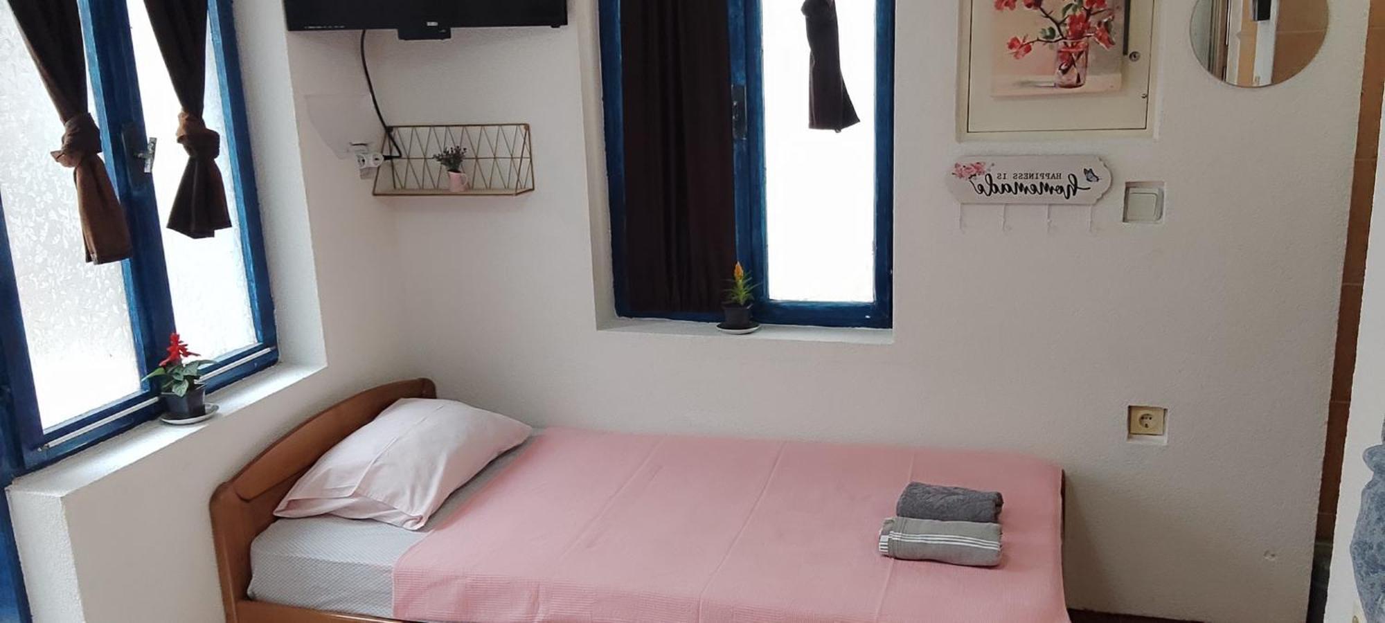 Apartment Bay Mola Kotor